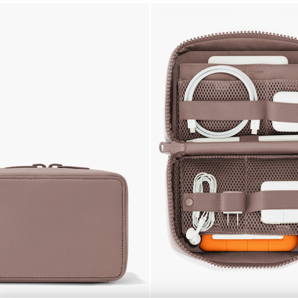 **LIKE NEW** DAGNE DOVER | Arlo Large Tech Pouch Organizer - Navy